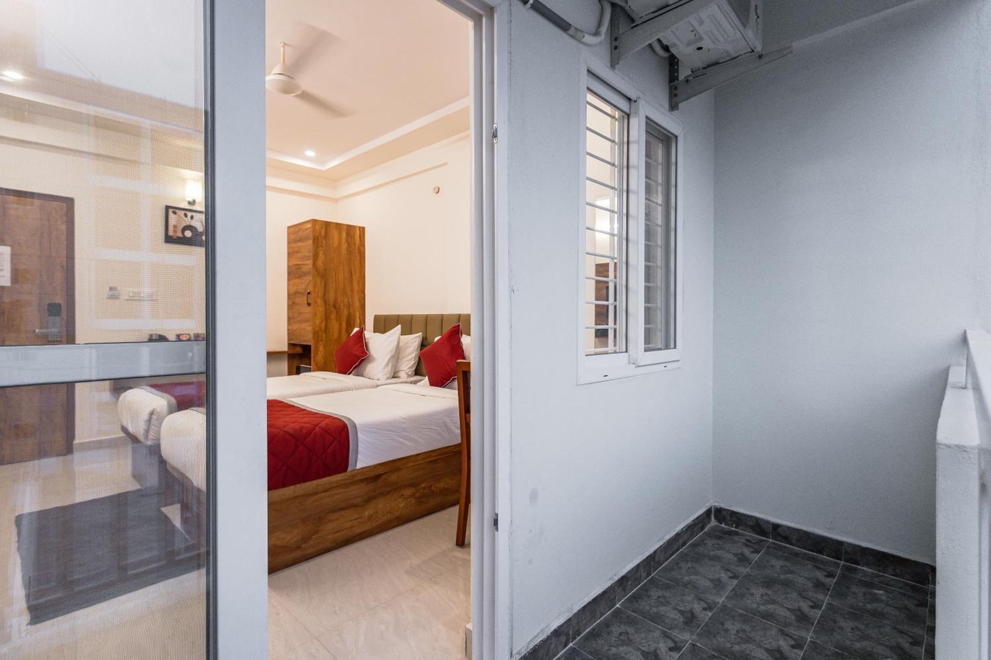 The Auberge Boutique Hotel - Manyata Tech Park Bangalore Eksteriør billede
